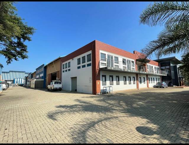 INDUSTRIAL PROPERTY TO RENT IN ROOIHUISKRAAL NORTH